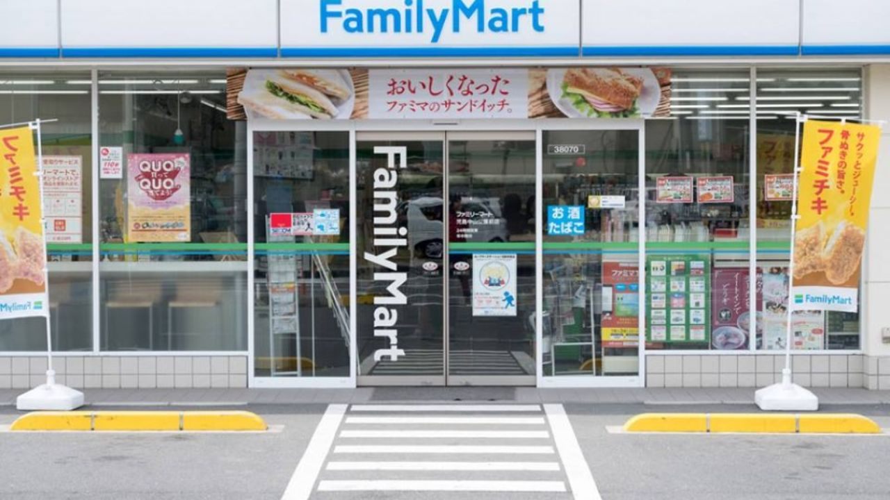 ファミリーマートの採用情報:店舗スタッフの業務内容と募集案内
